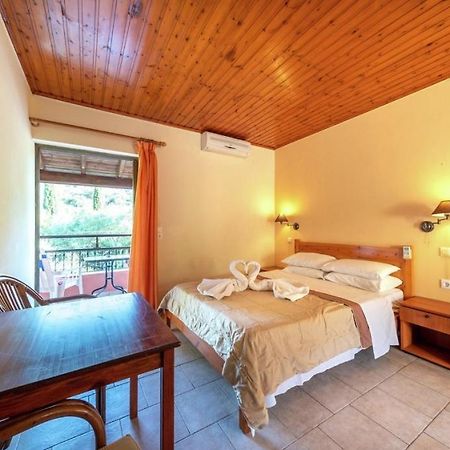 Mimosa Apartments With Pool パレオカストリッツア エクステリア 写真