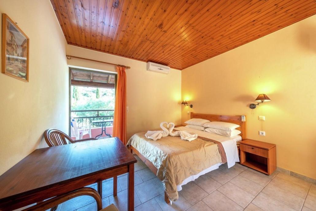 Mimosa Apartments With Pool パレオカストリッツア エクステリア 写真