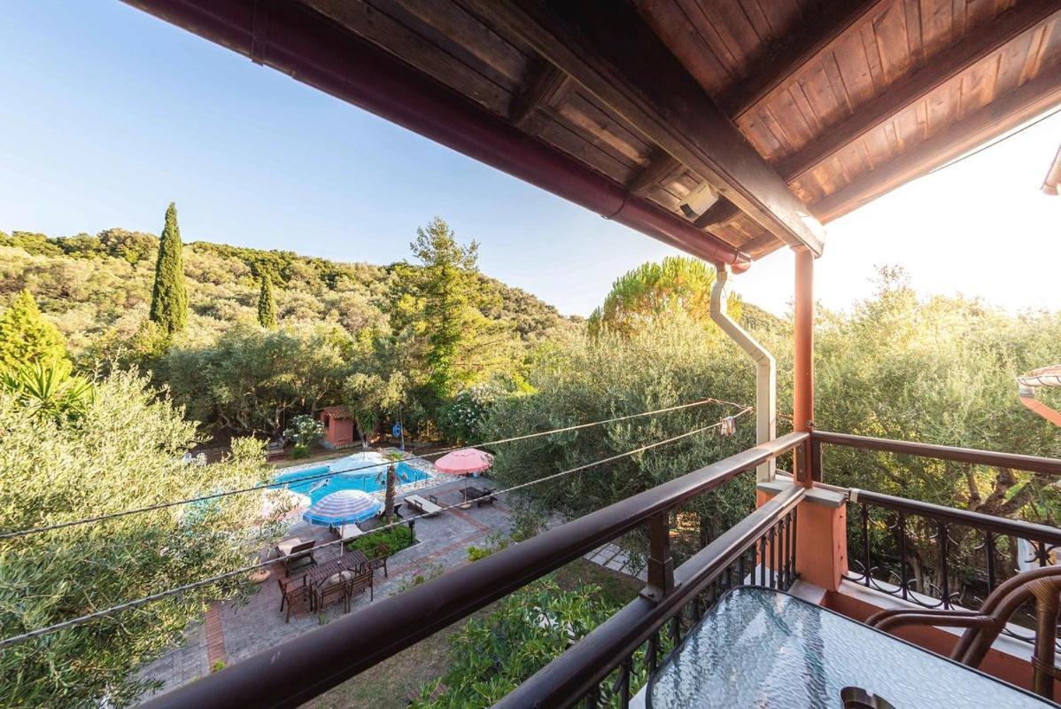 Mimosa Apartments With Pool パレオカストリッツア エクステリア 写真